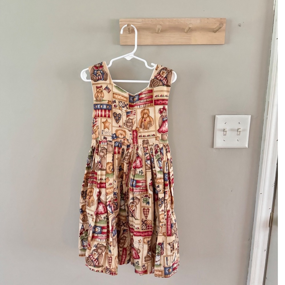 Vintage handmade‎ patriotic bears dress
